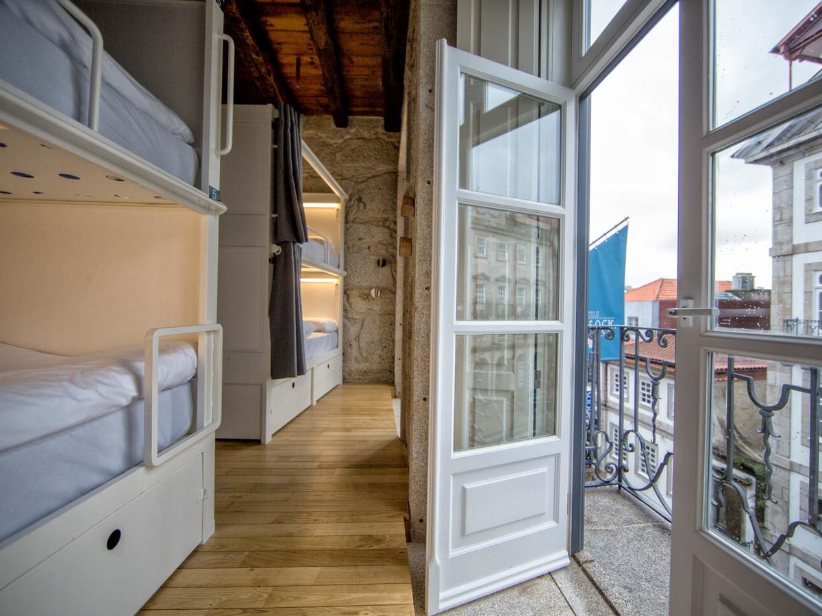 Bluesock Hostels Porto Exterior foto Hostel in Lisbon, Portugal